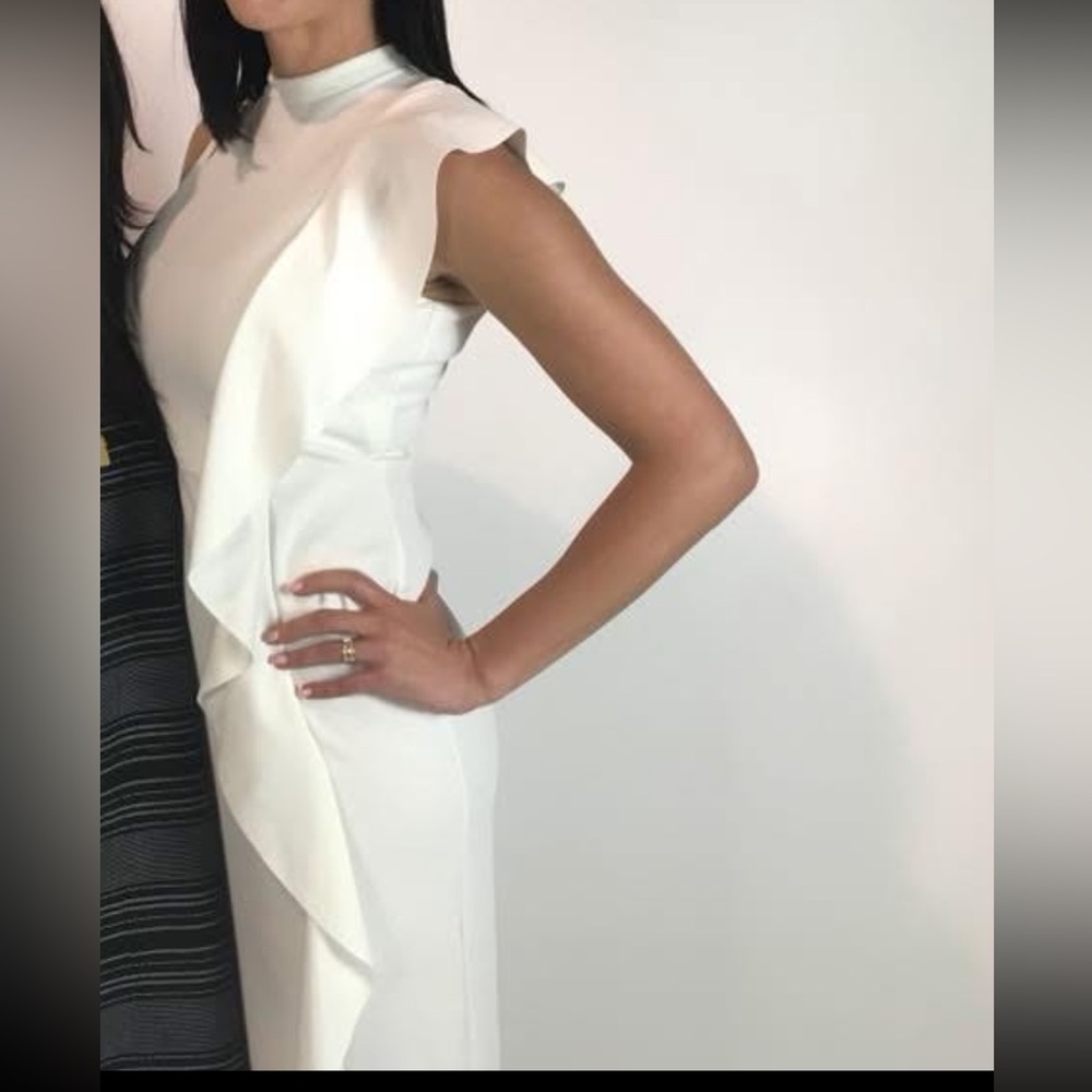 Elegant White Sleeveless Dress top shop size 8